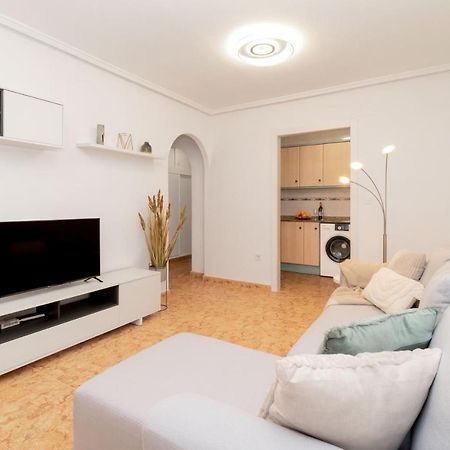 Ferienwohnung Piso En El Centro Torrevieja Exterior foto