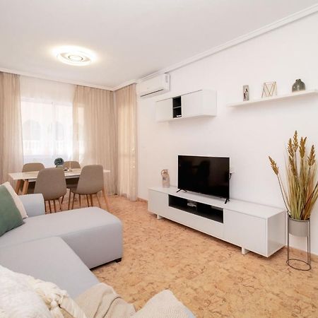 Ferienwohnung Piso En El Centro Torrevieja Exterior foto