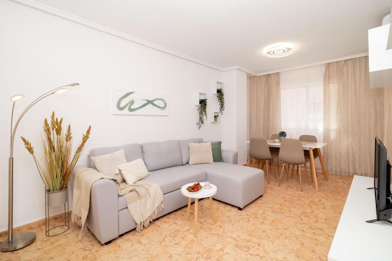 Ferienwohnung Piso En El Centro Torrevieja Exterior foto