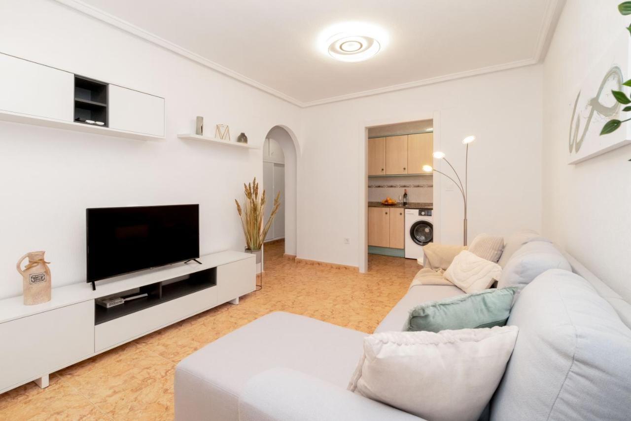 Ferienwohnung Piso En El Centro Torrevieja Exterior foto