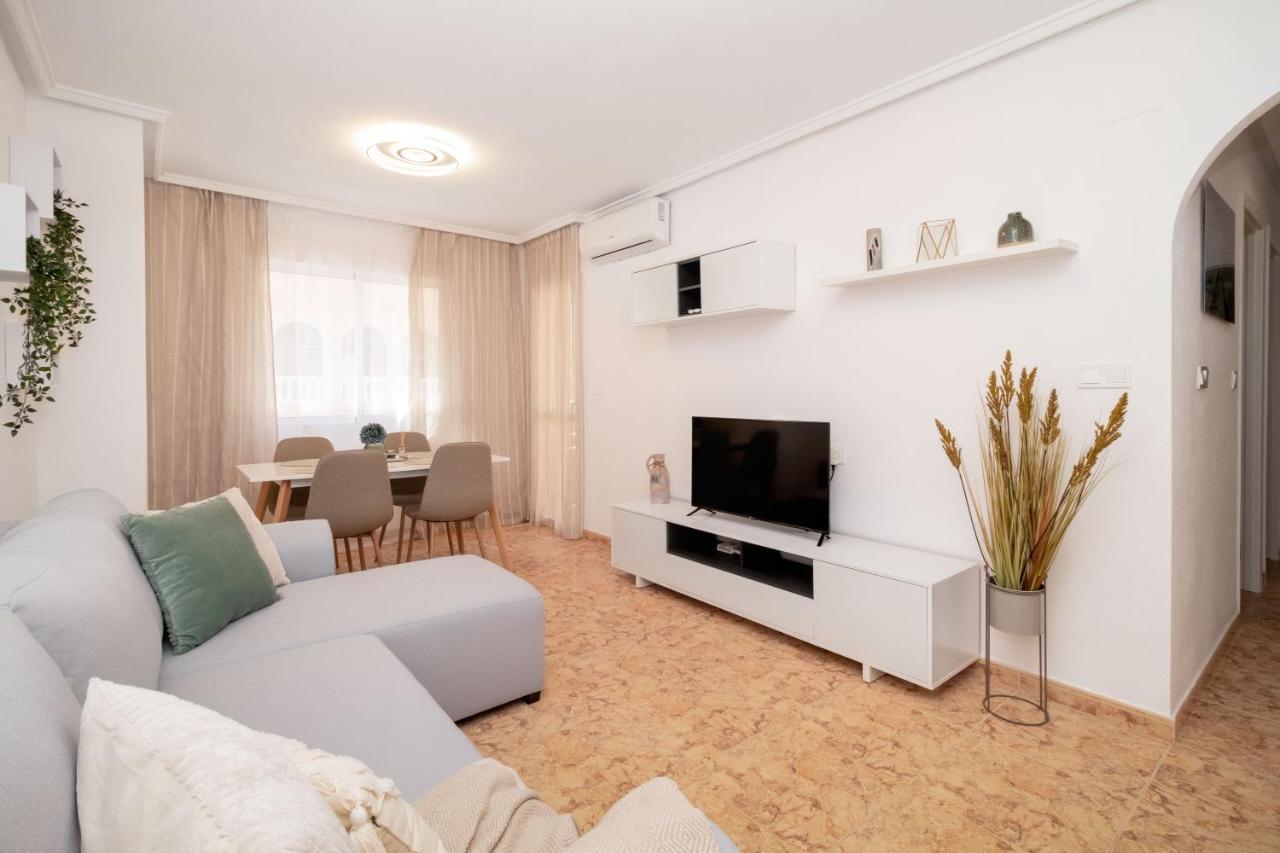 Ferienwohnung Piso En El Centro Torrevieja Exterior foto
