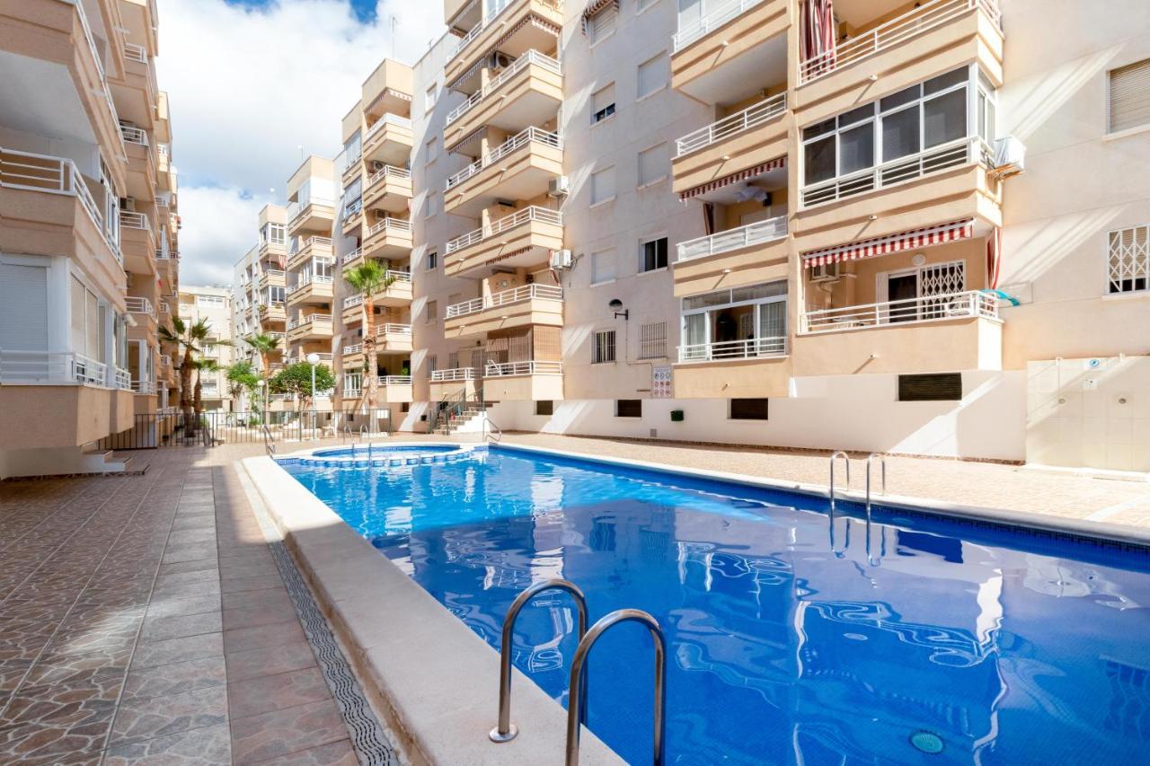 Ferienwohnung Piso En El Centro Torrevieja Exterior foto