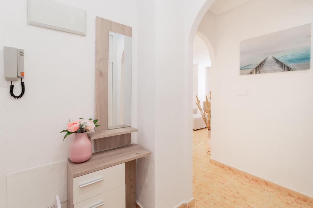 Ferienwohnung Piso En El Centro Torrevieja Exterior foto