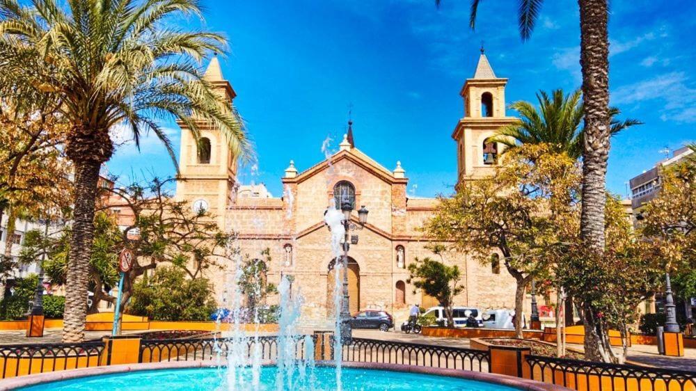 Ferienwohnung Piso En El Centro Torrevieja Exterior foto